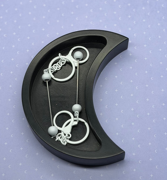 White Keychain Bar