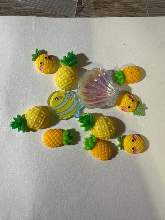11pc Pineapple Cabochon Mix